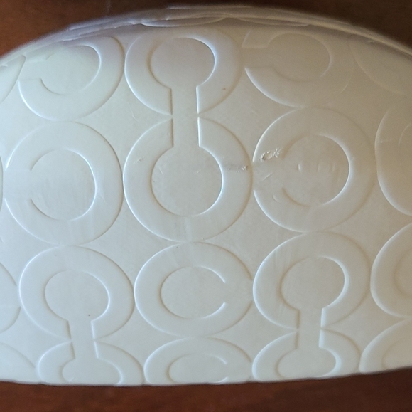 Coach sunglass hard case - Picture 2 of 4